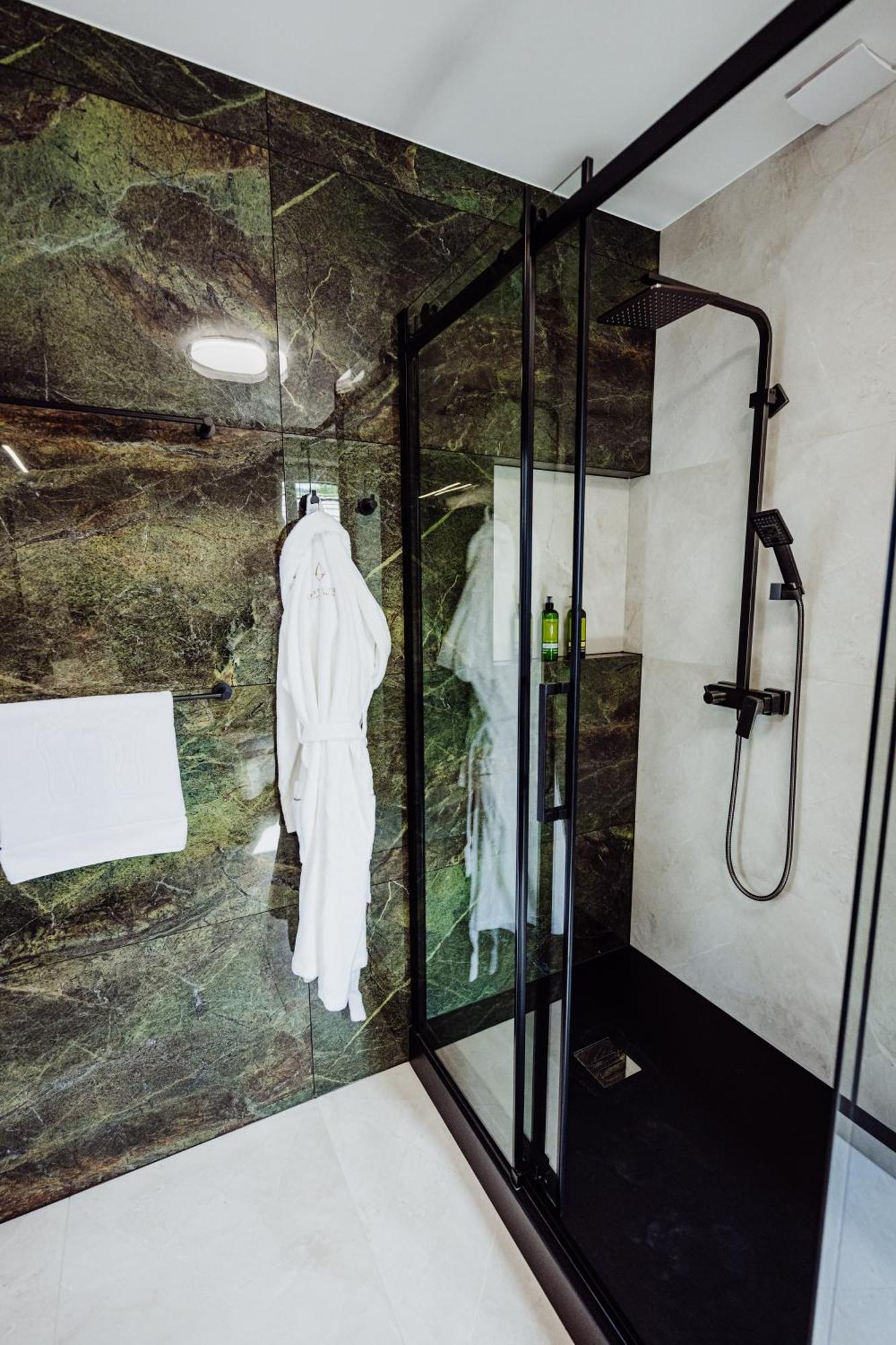 Cristalview Stay&Relax - Luksusowe Apartamenty- Zewnetrzne Jacuzzi- Przyjazne Dla Rodzin - Zwierzeta Akceptowane Podgórzyn Eksteriør billede